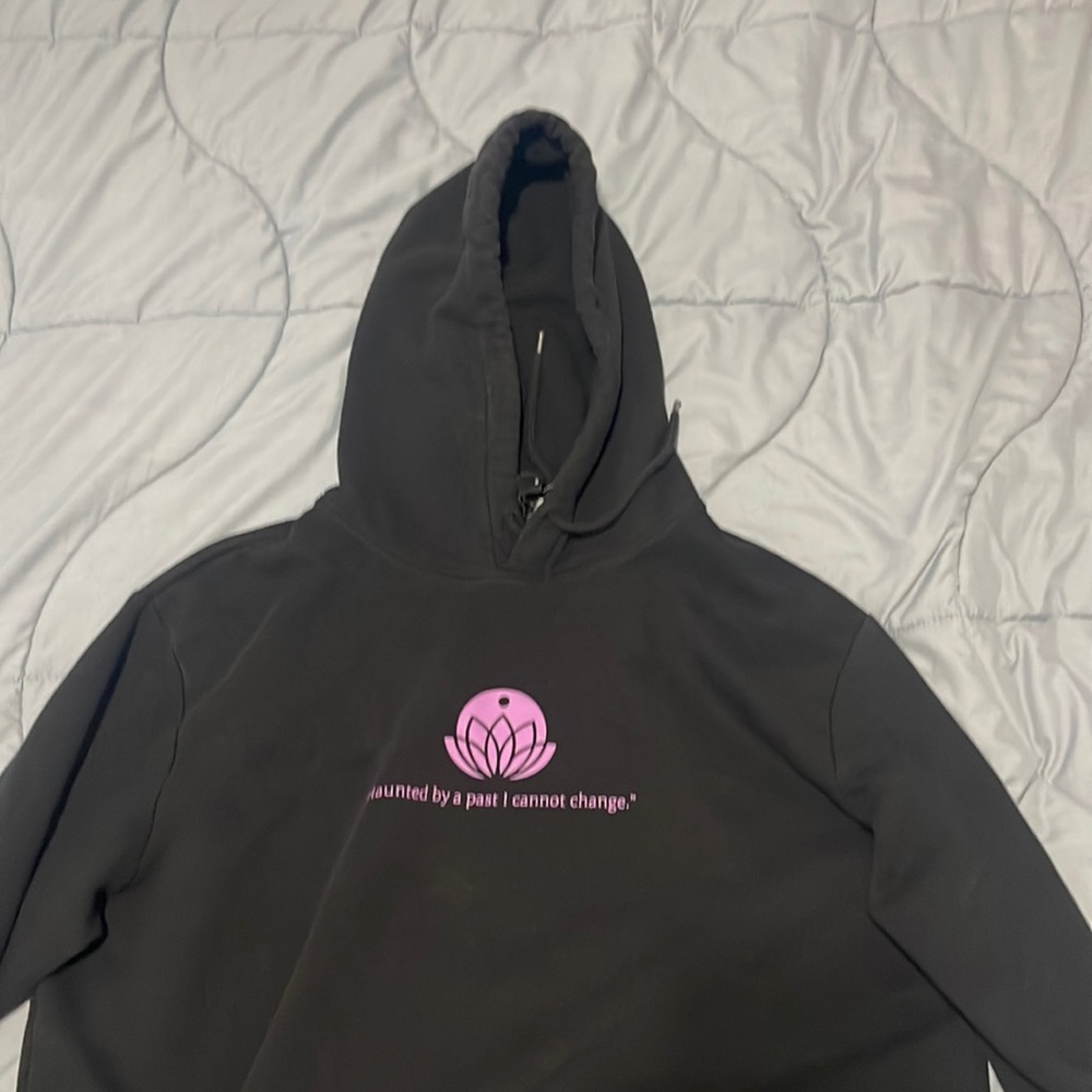 League of Legends H&M hoodie